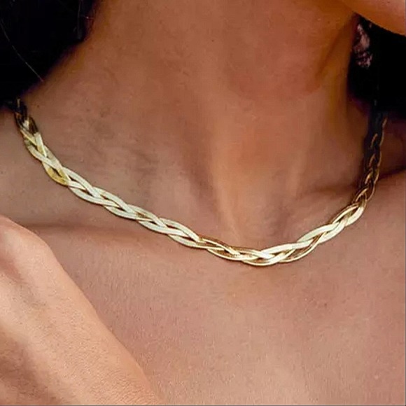 GOLD BRAIDED HERRINGBONE NECKLACE - Picture 1 of 5